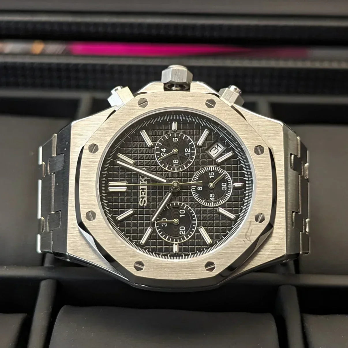 Royal Seikoak Black Chrono