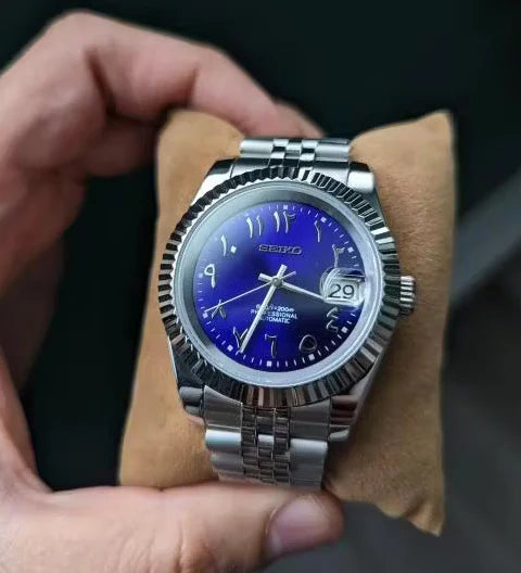 SEIKOMASTER