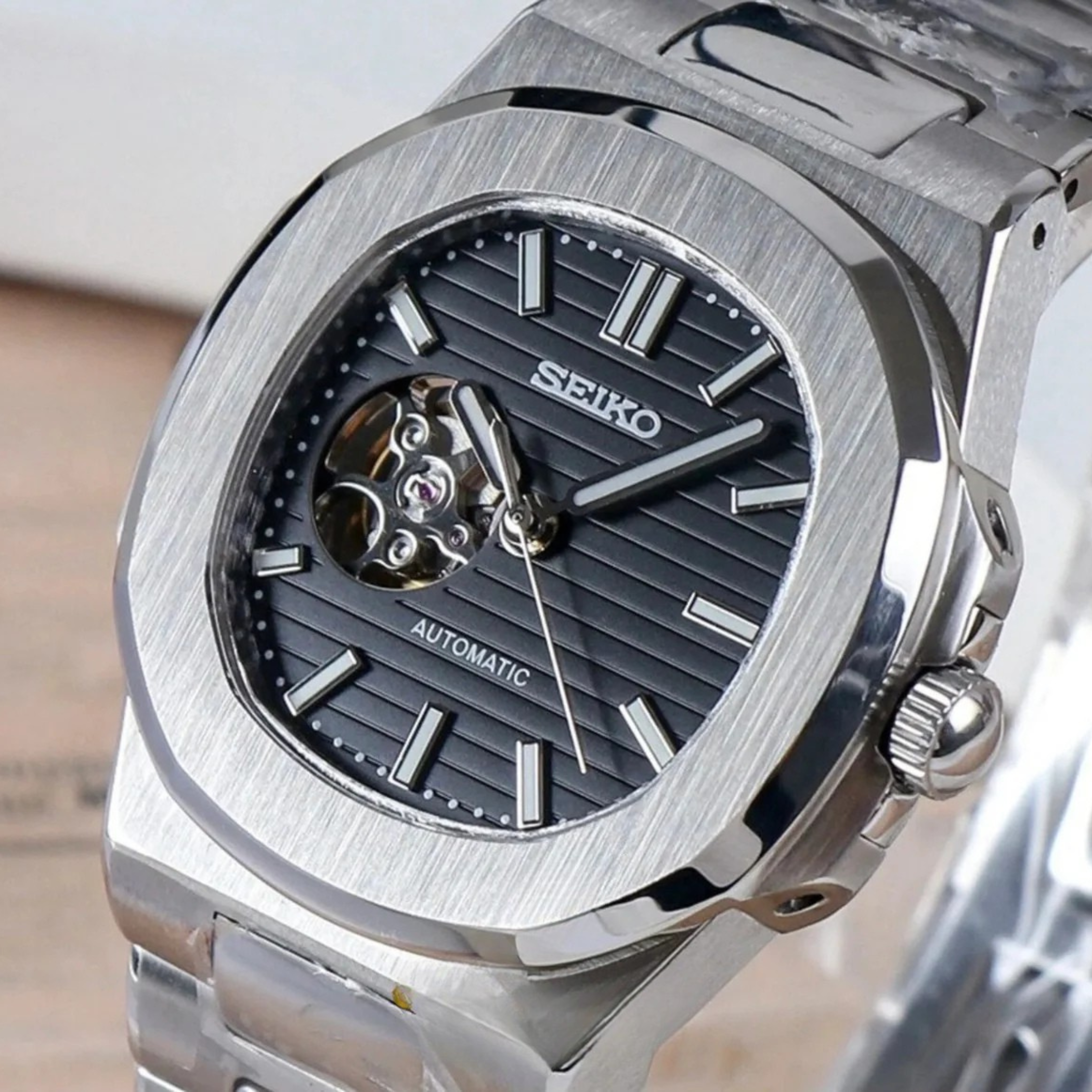 Nautiko Black Openheart